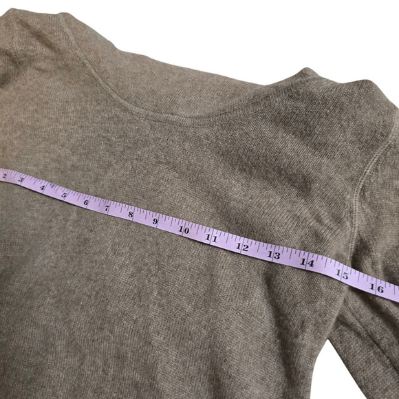 Saks fifth avenue cashmere light brown lightweight cowl neck sweater - Picture 4 of 5